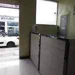 Hospedaria Meni Sob Nova Direção Próximo ao Brás e 25 de Março